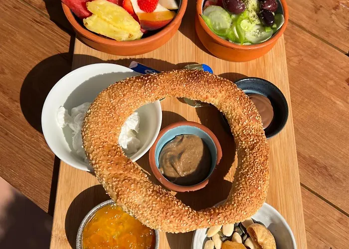 בית נופש Anome Mykonos אורנוס