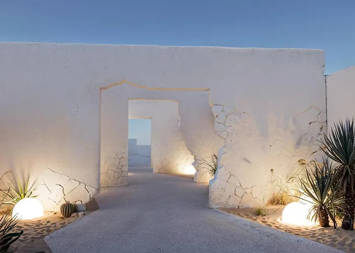 Anome Mykonos * Орнос